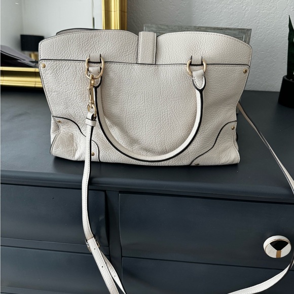 Coach Cream Leather Bag medium size 👜 - Picture 3 of 7